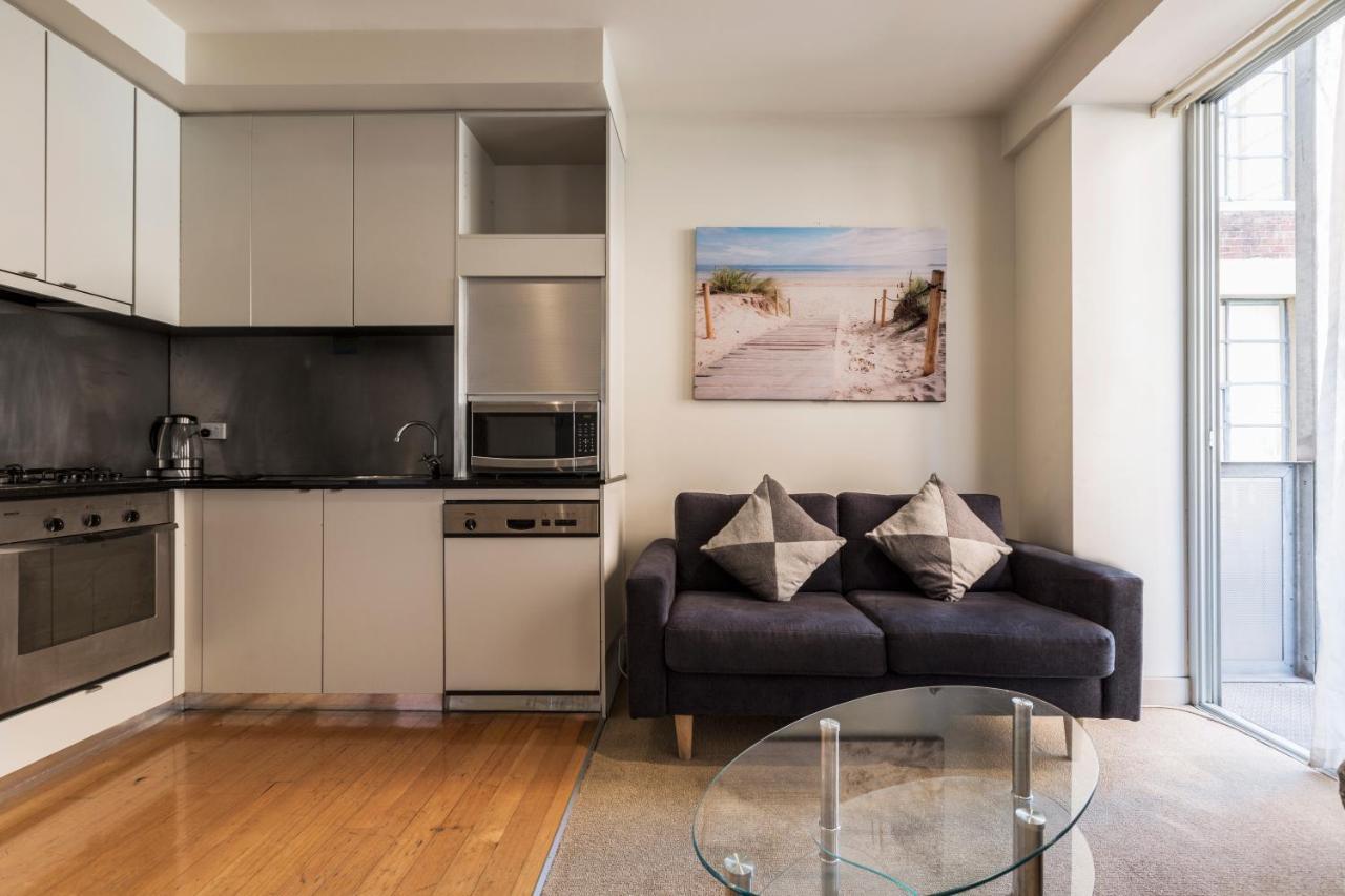 Absolute Collins Apartments Мельбурн Экстерьер фото