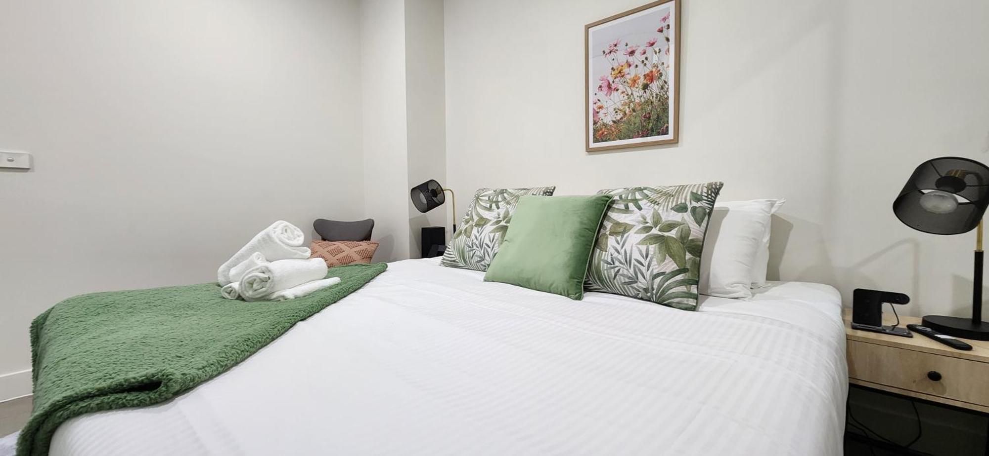 Absolute Collins Apartments Мельбурн Экстерьер фото